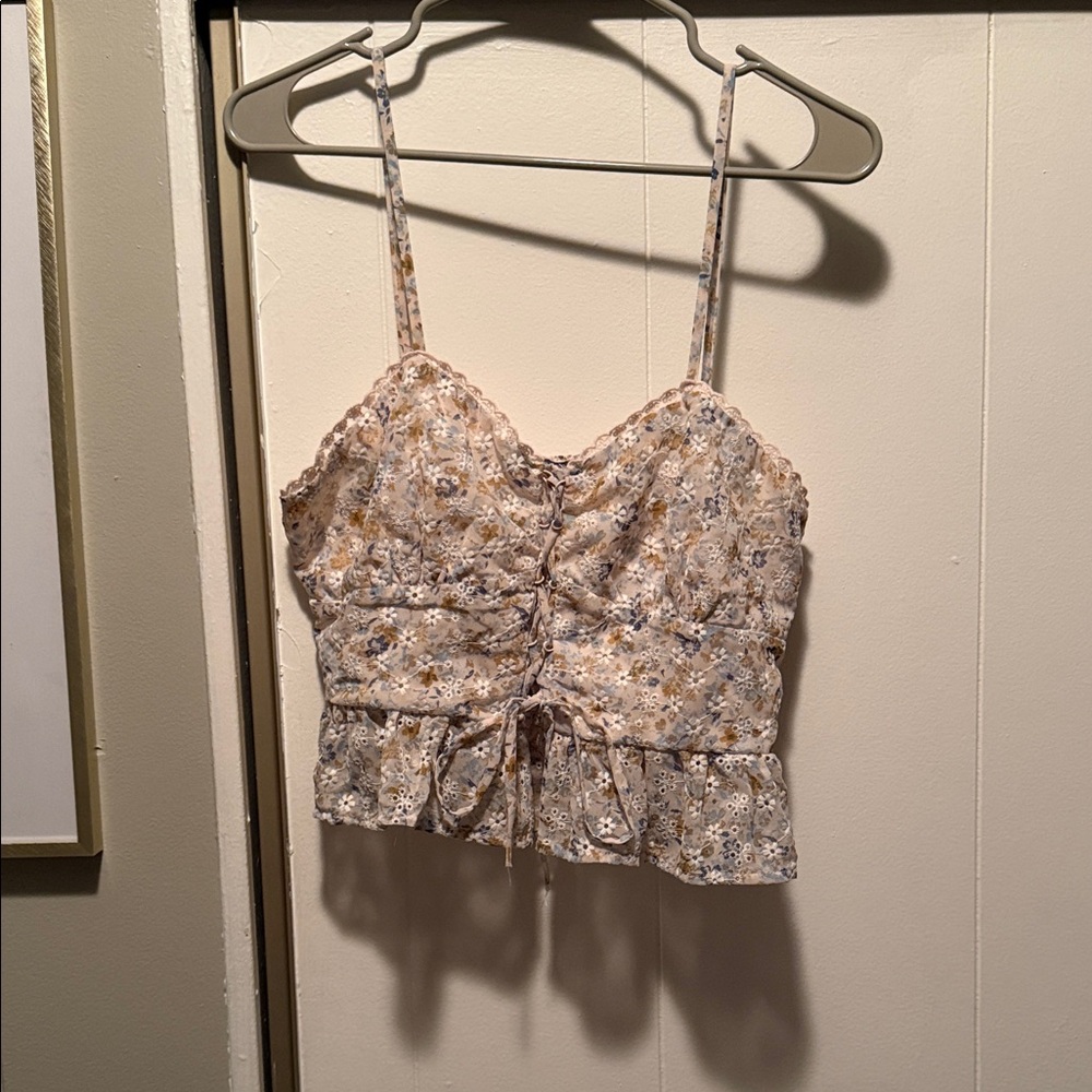 Wild Fable Floral Beige Crop Top